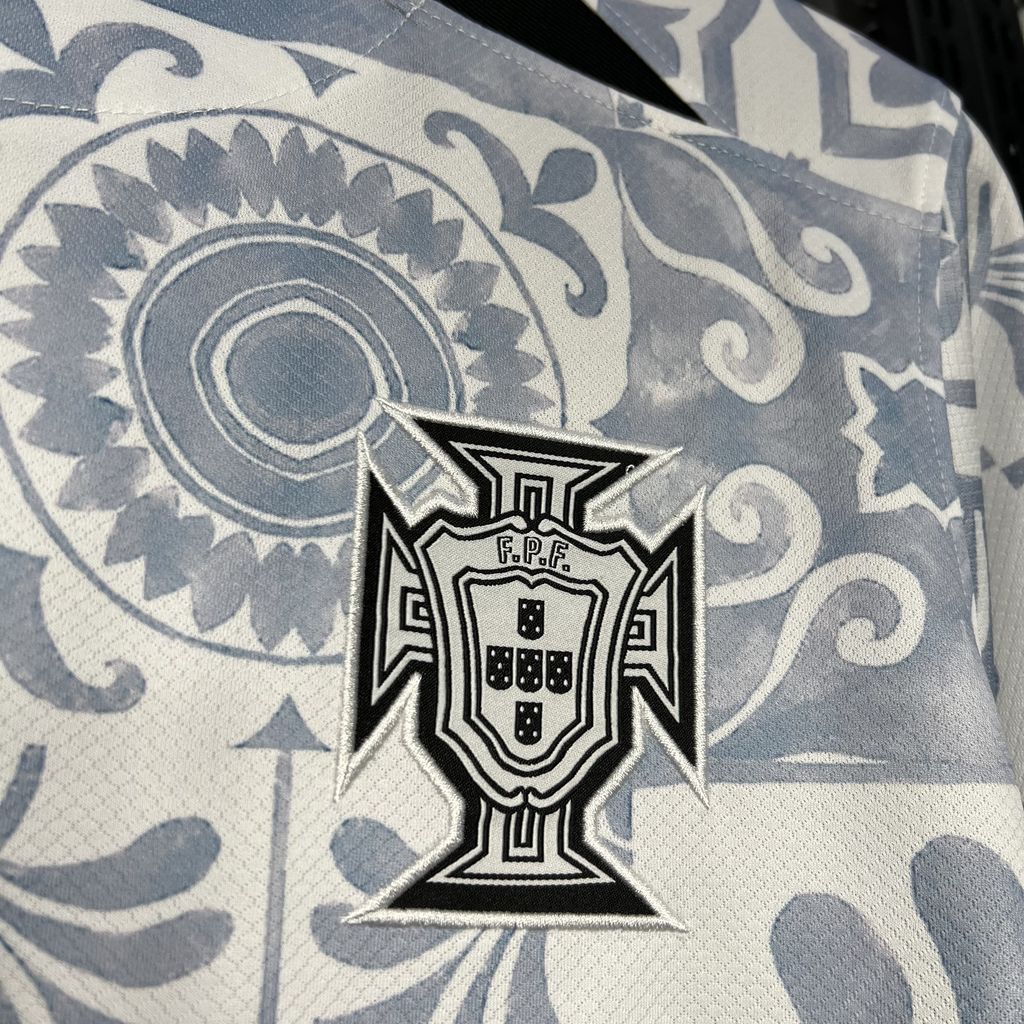 Portugal X LV Edition - Image 4